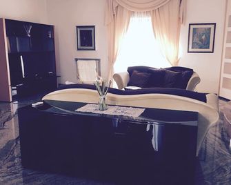 Charming Home in Peschici - Peschici - Wohnzimmer