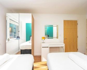 Flash Sale Brighton Train Station 3 Bedroom Flat Bn130sha - Brighton - Habitación