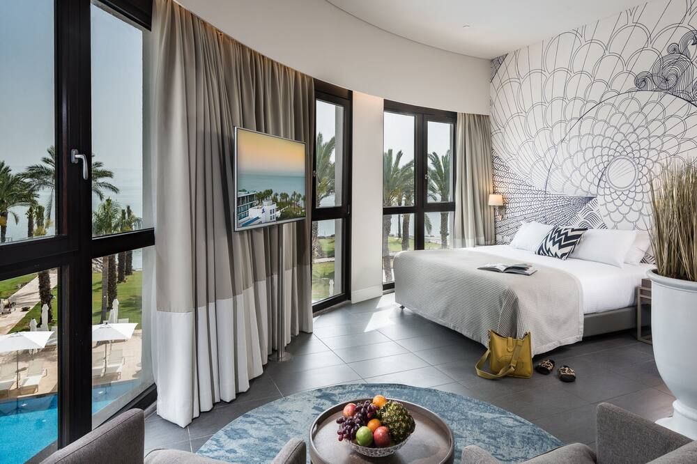 يو بوتيك كينيريت باي ذا سي أوف جليل