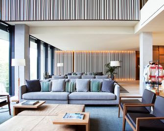 Hotel Arima & Spa - Small Luxury Hotels - San Sebastian - Lobi