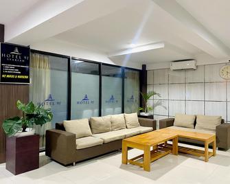 Hotel 91 Syariah - Jember - Lobby