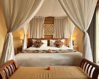 Dlobong Private Villa Ubud - Sukawati - Schlafzimmer