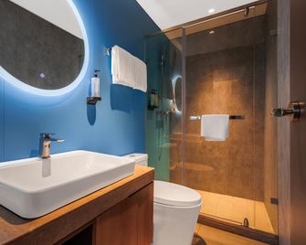 Home Inn Neo Shaoxing Passenger Transport Center Luxun Hometown - Shaoxing - Bedroom