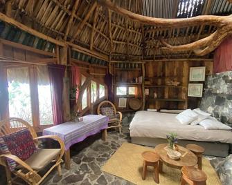 Blue Forest - San Marcos La Laguna - Habitación