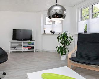 6 Person Holiday Home in Faaborg - Faaborg - Living room