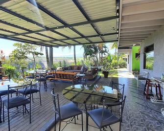 Vista Canyon Inn - Santa Ana - Restaurace