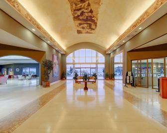 Yasmin Bodrum Resort - בודרום - לובי