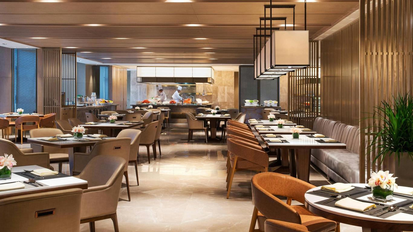 郑州汇艺万怡酒店