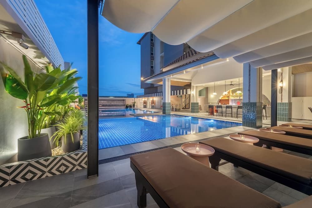 Buri Sriphu Hotel - האט יאי