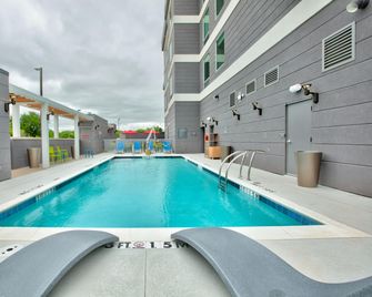 Tru by Hilton Wichita Falls - Wichita Falls - Pool