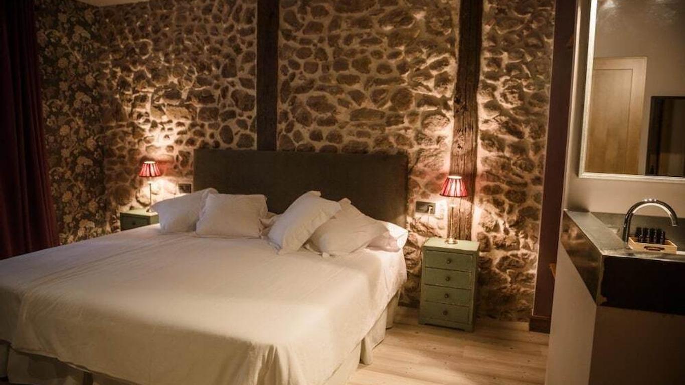 De Aldaca Rural - Only Adults