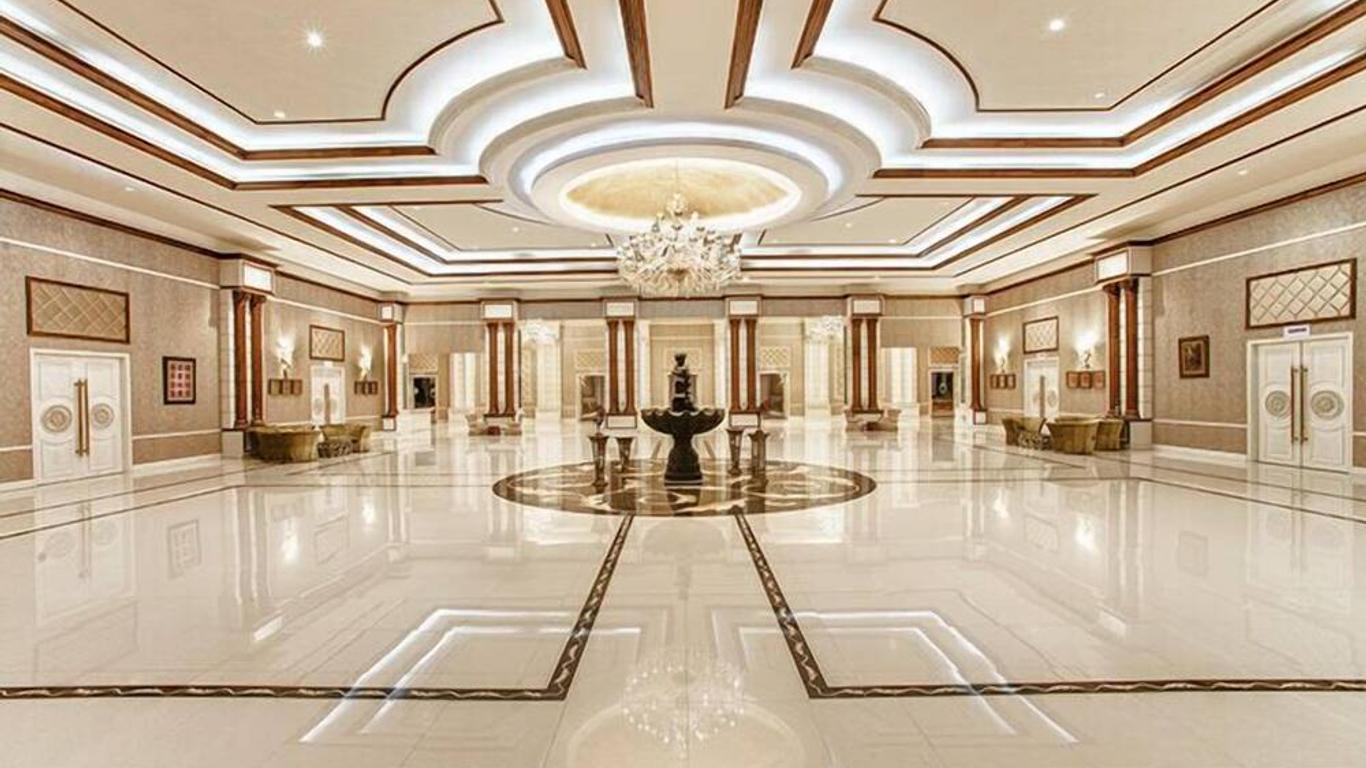 Kaya Artemis Resort & Casino