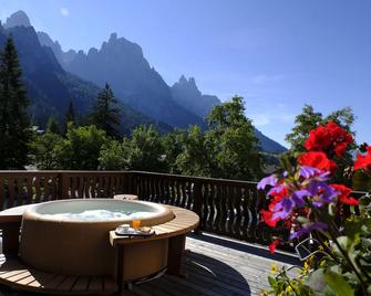 Residence Langes - San Martino di Castrozza - Balkon