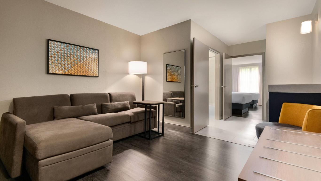 La Quinta Inn & Suites by Wyndham Montgomery