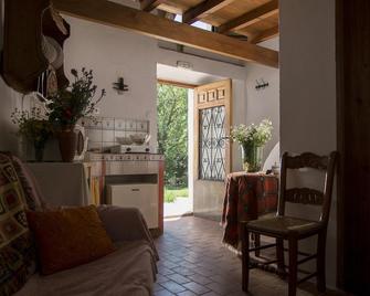 El Molino Del Corcho - Cazalla de la Sierra - Living room