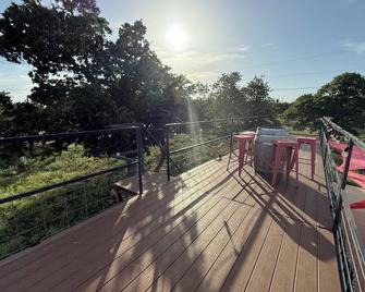 Best Fredericksburg Bed and Breakfast - Fredericksburg - Ban công