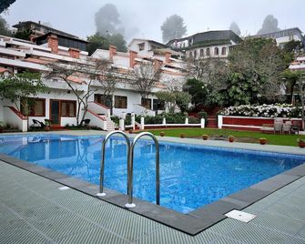 Kodai Resort Hotel - Kodaikanal - Piscina