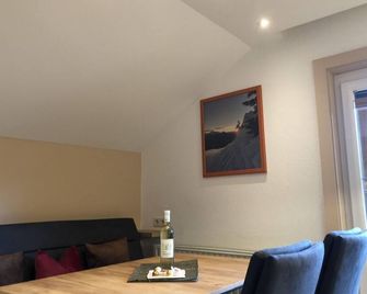 No. 4, Apartment/2 bedrooms/shower, WC - Haus Schönberg - Leutasch - Comedor