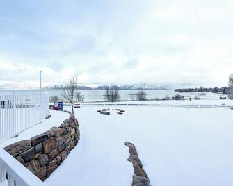Garden City Condo with Pool Access by Bear Lake! - Garden City - Outdoors view