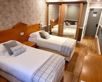 Gleniffer Hotel - Paisley - Schlafzimmer