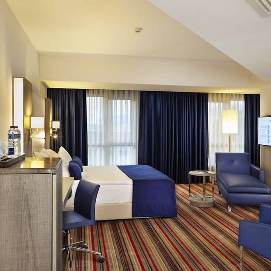 Bedroom view of Ramada Plaza by Wyndham Izmir