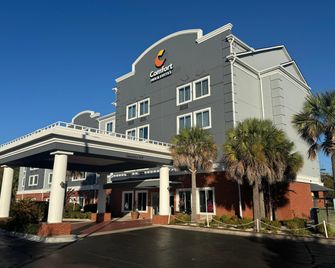 Comfort Inn & Suites North Charleston - Northwoods - Charleston - Clădire