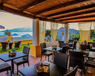Hotel Arcangelo - Salina - Santa Marina Salina - Restaurant