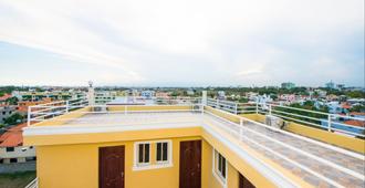 Tropical Island Aparthotel - Santo Domingo - Balkon
