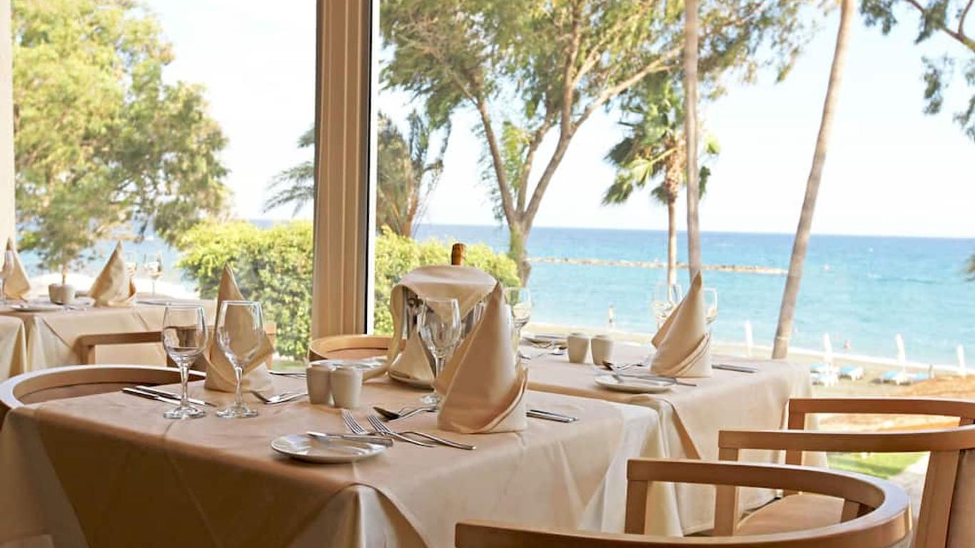 فندق بوزيدونيا بيتش