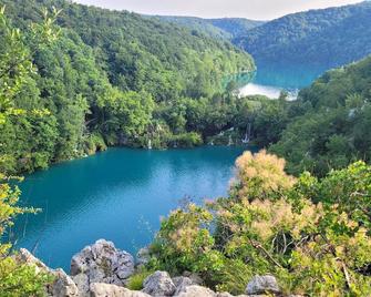B&B Plitvice Lakes Villa Prica - Plitvicka Jezera - Exterior