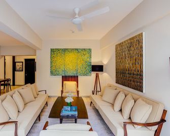 Nyne Hotels Lake Lodge - Colombo - Kolombo - Oturma odası
