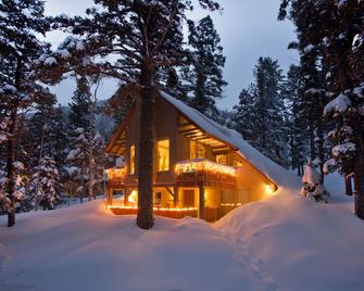 Alpine Village Suites - Cottam's Lodge - Taos Ski Valley - Gebouw