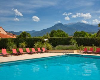 Best Western Le Vauban - Prades - Bazén