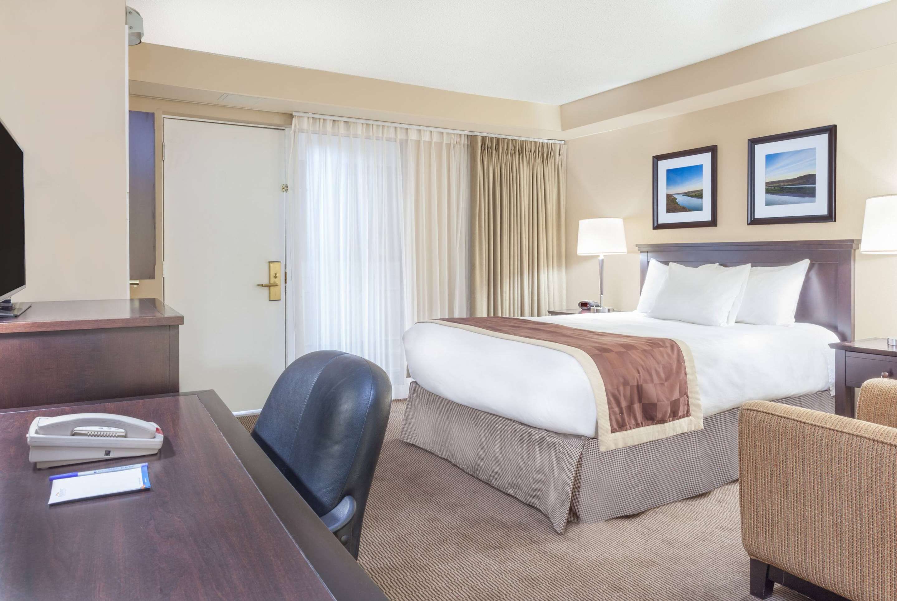 بايمونت باي ويندام ريد دير - رد دير - غرفة نوم