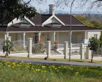 Glencoe Guest House - King William’s Town - Edificio