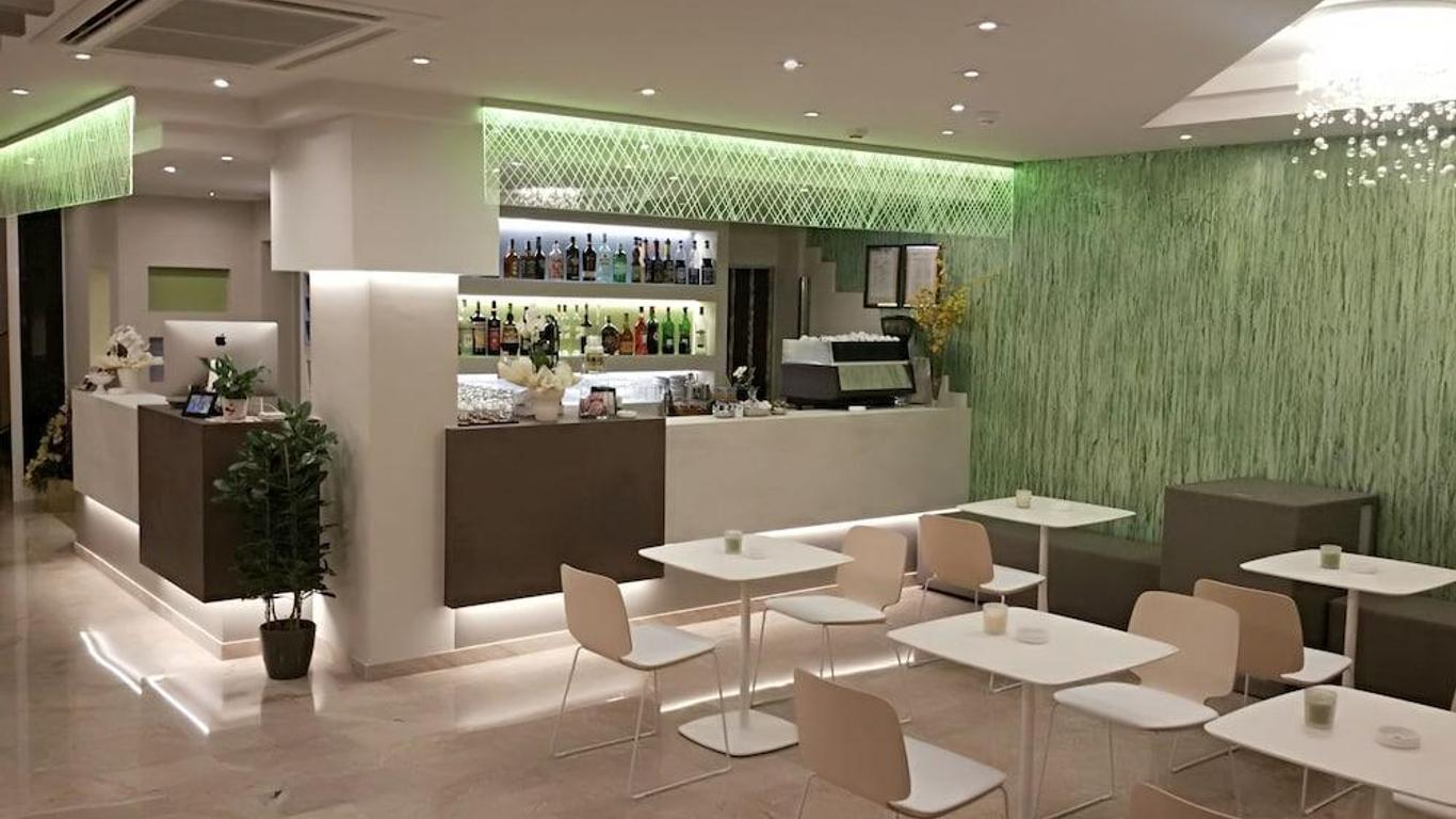 阿黛爾飯店