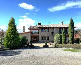 Hotel Villaro Del Bosc - Freixinet - Edificio