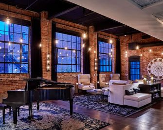 The Foundry Hotel Asheville, Curio Collection by Hilton - Asheville - Lounge