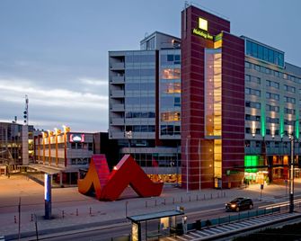 Holiday Inn Helsinki - Expo By IHG - Helsinki - Building