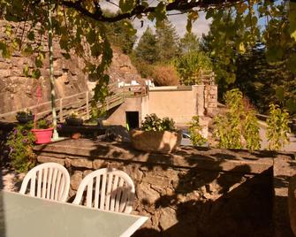 old house rental ardeche - Largentière - Patio