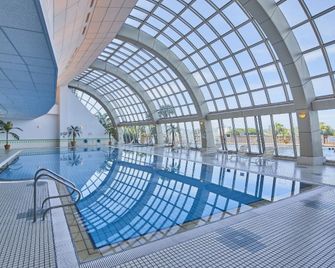 Hotel Harvest Nankitanabe - Tanabe - Zwembad