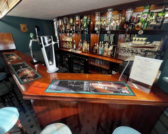 Centennial Hotel - Cambridge - Bar