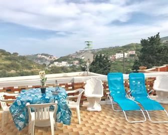 Conti Holiday Homes - Oleander with terrace overlooking the sea - Ponza - Balcony