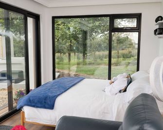 Luxury Waterfront Self-Catering Cabins - Enniskillen - Habitación
