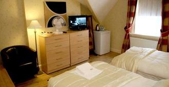 Beech Mount Grove Suites - Liverpool - Bedroom