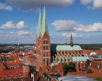 Hotel Alter Speicher - ליבק