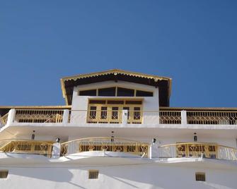Aqua De Vida Resort - Bhimtal - Gebäude