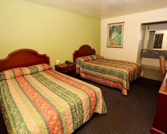 Texas Inn Beaumont - Beaumont - Phòng ngủ