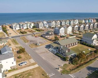 Nags Head Beach Inn By Kees Vacations - Nags Head - Vista externa