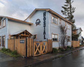 Hostal Lago Cóndor - Puerto Natales - Edifício